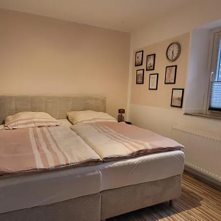 Suerder Hof Apartmán *